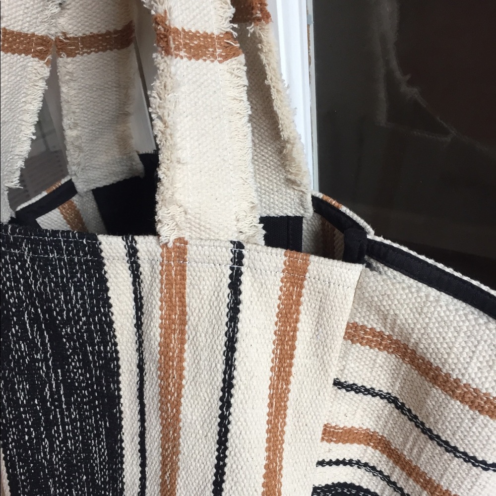 LAST ITEM▫️Gorgeous Boho Shopper Tote - Picture 7 of 8